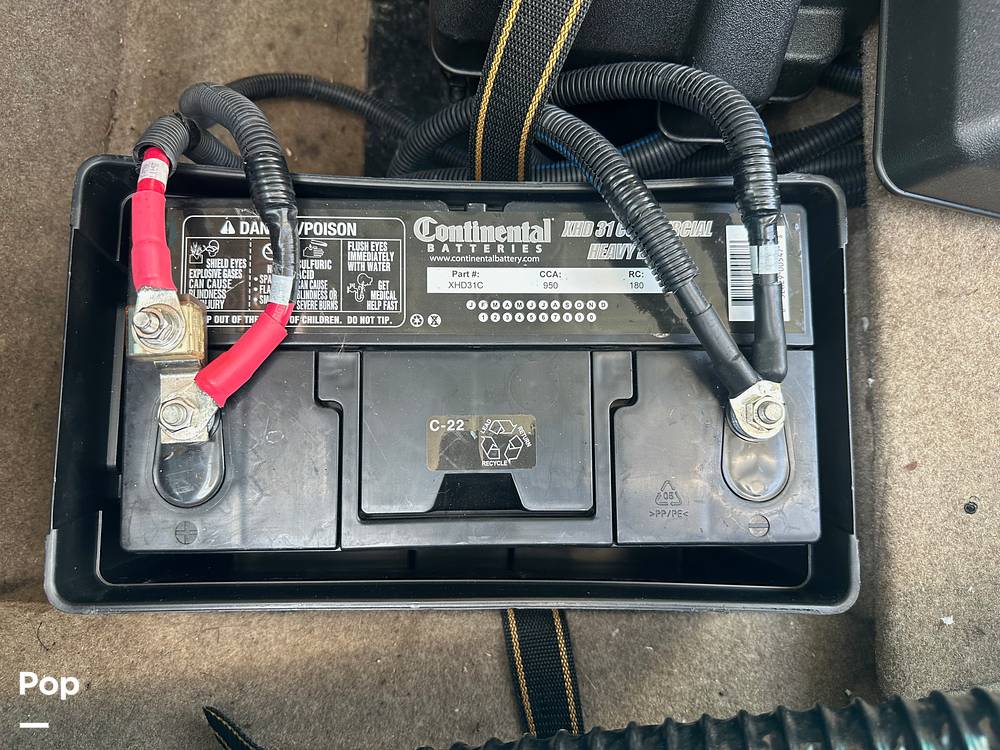 Slide: The Image of Mastercraft X22 2021 - 13030997