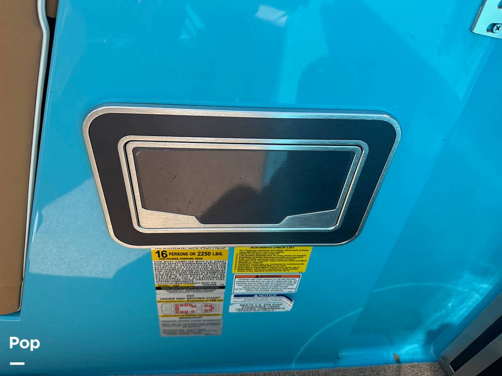 Slide: The Image of Mastercraft X22 2021 - 13031003