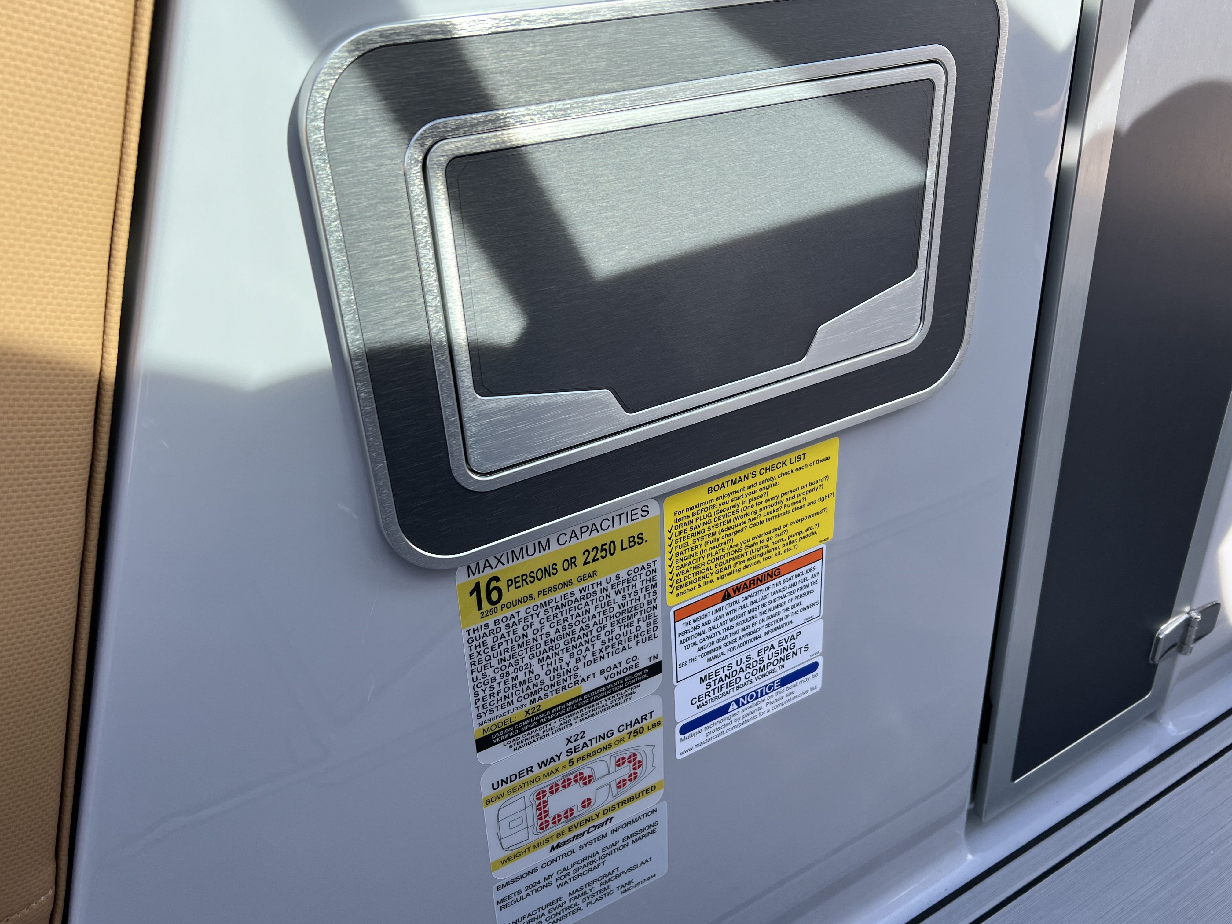 Slide: The Image of Mastercraft X22 2024 - 22