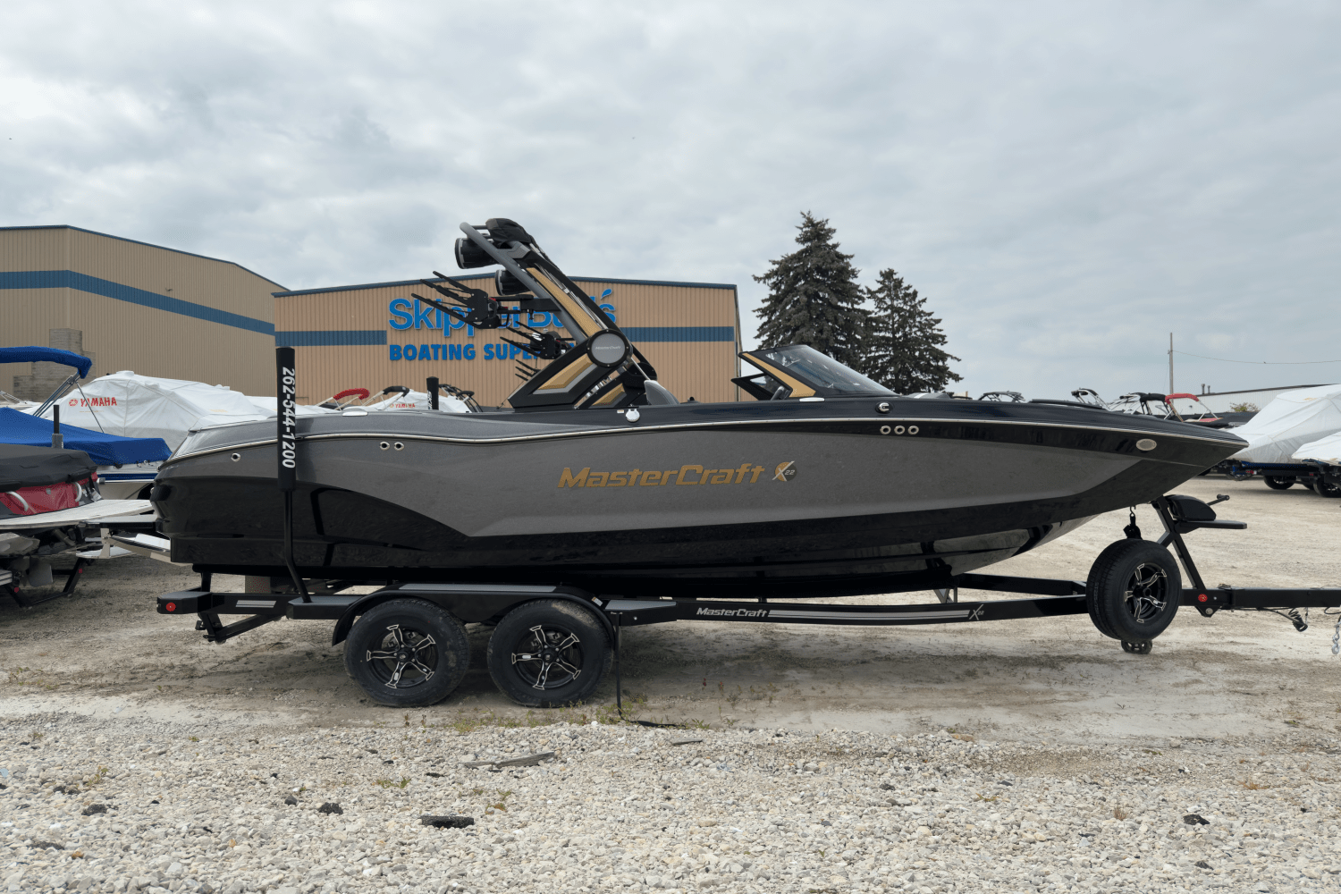 Slide: The Image of Mastercraft X22 2025 - 0