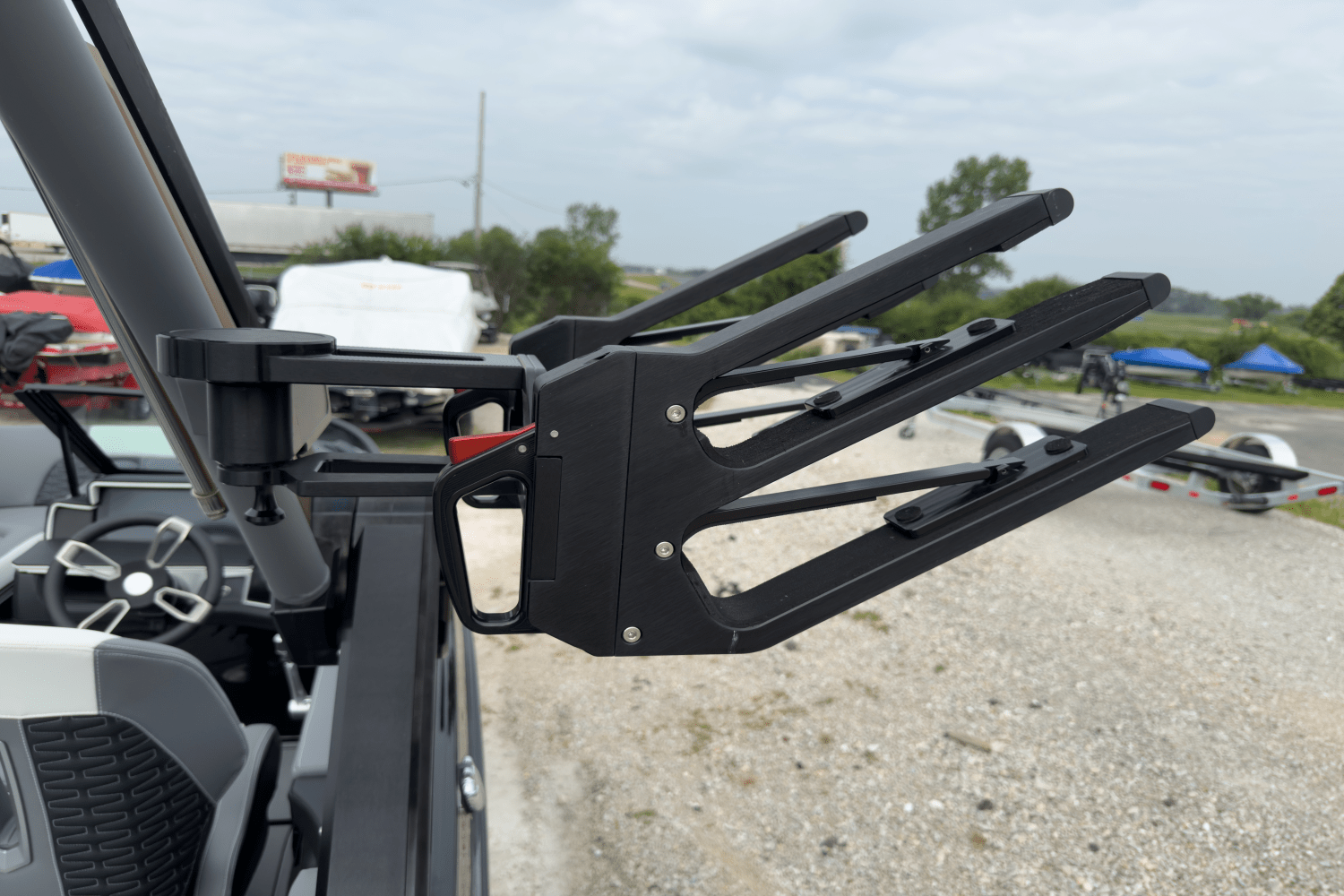 Slide: The Image of Mastercraft X22 2025 - 25