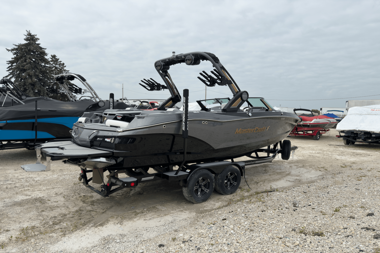 Slide: The Image of Mastercraft X22 2025 - 4