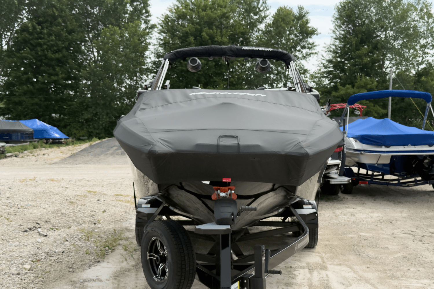 Slide: The Image of Mastercraft X22 2025 - 47