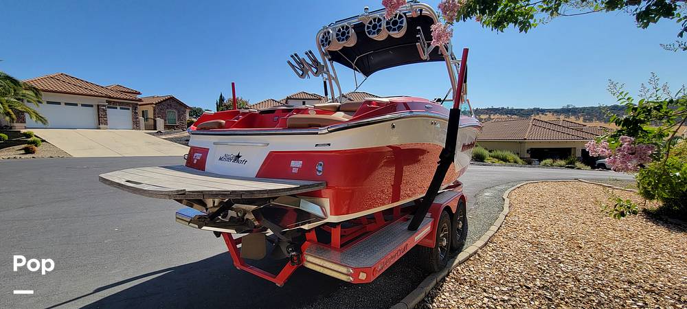 Slide: The Image of Mastercraft X23 2016 - 15614877