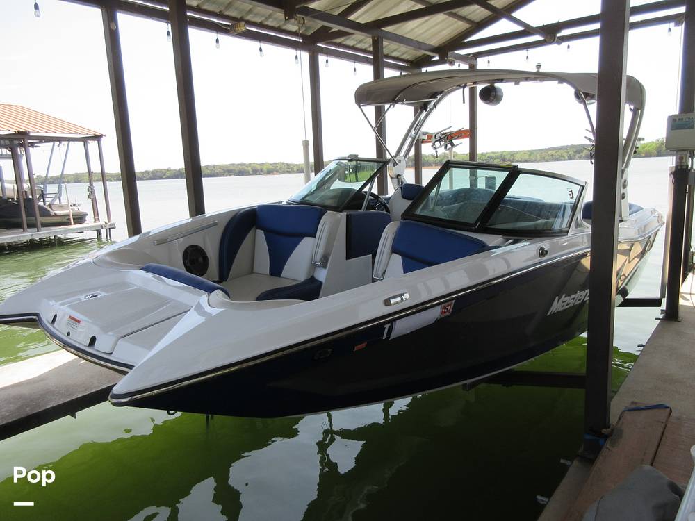 Slide: The Image of Mastercraft X23 2018 - 15302222