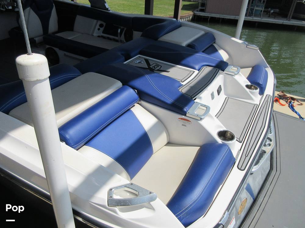 Slide: The Image of Transom Seating - 15302232