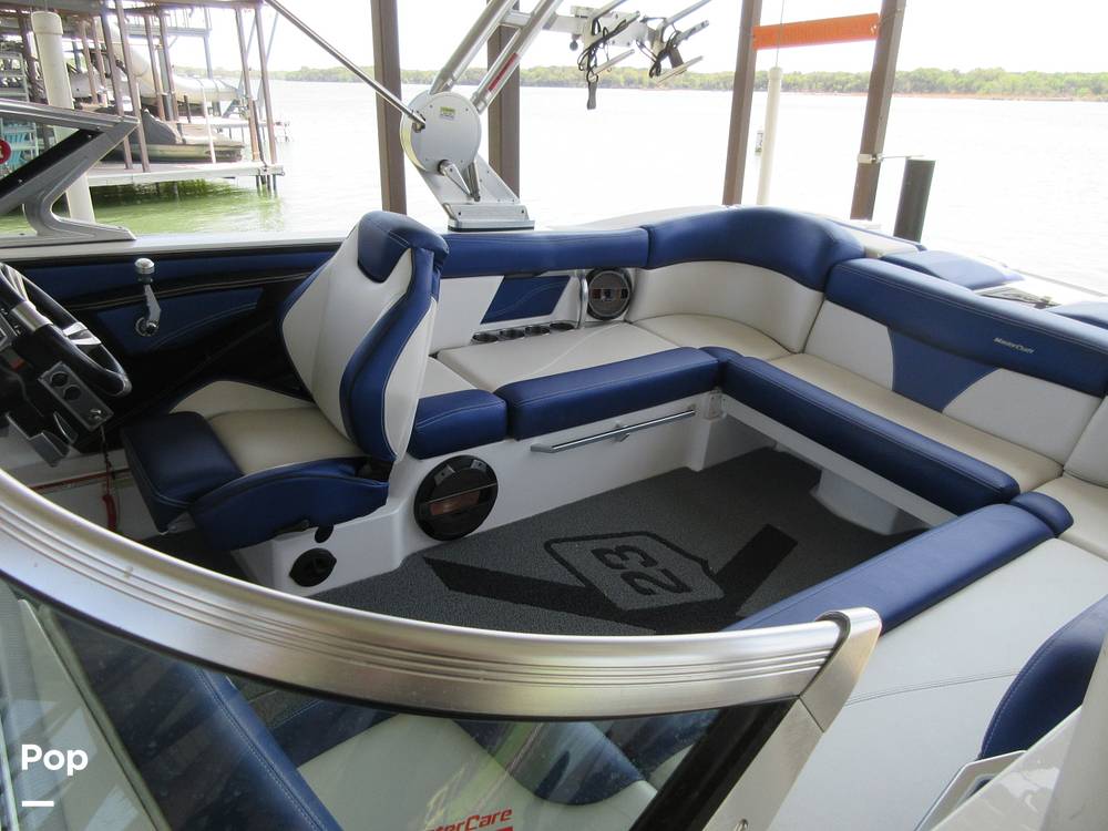 Slide: The Image of Mastercraft X23 2018 - 15302288