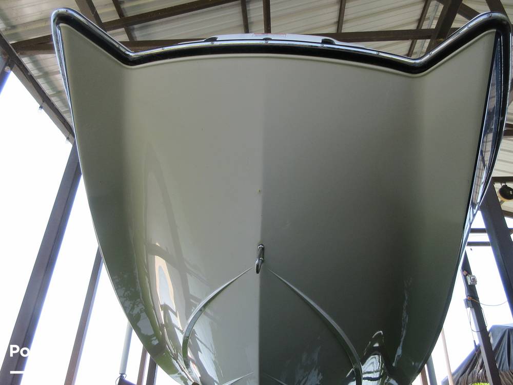 Slide: The Image of Bottom Hull - 15302298