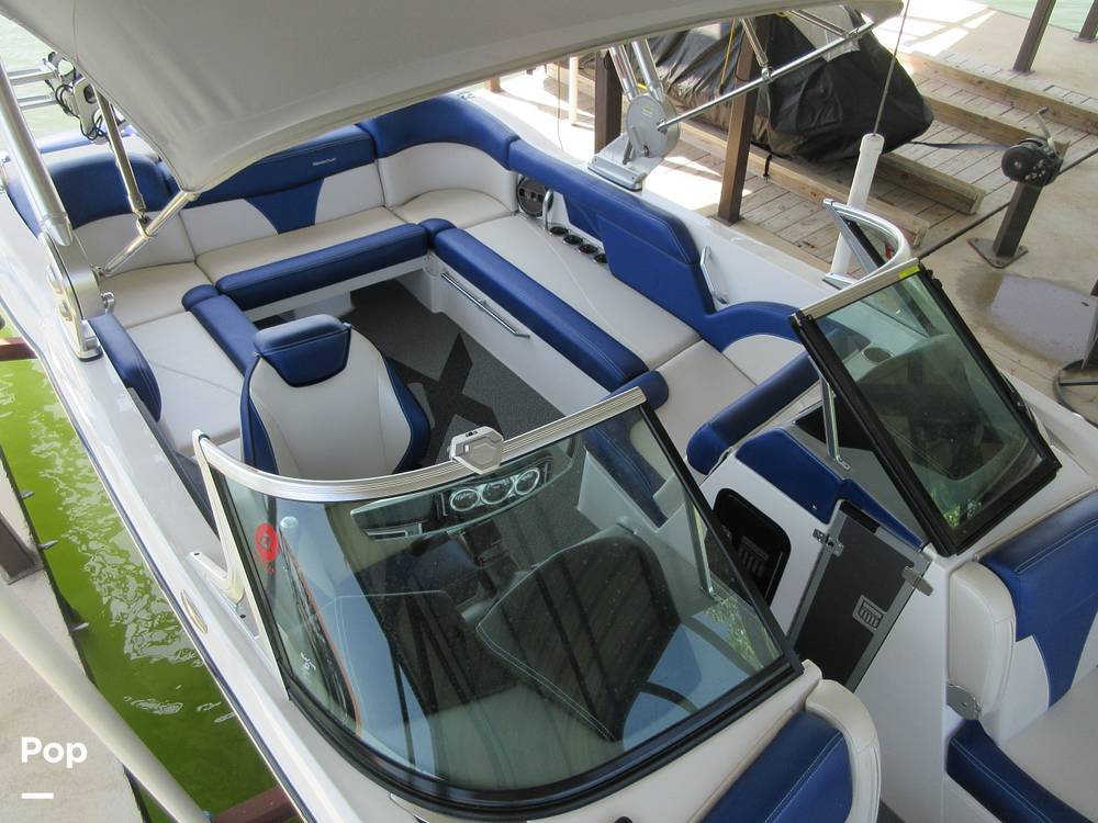 Slide: The Image of Windshield - Walk Through - 15302313