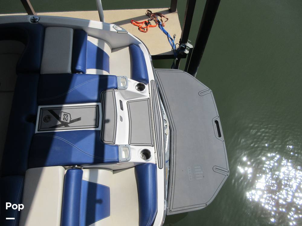 Slide: The Image of Mastercraft X23 2018 - 15302320