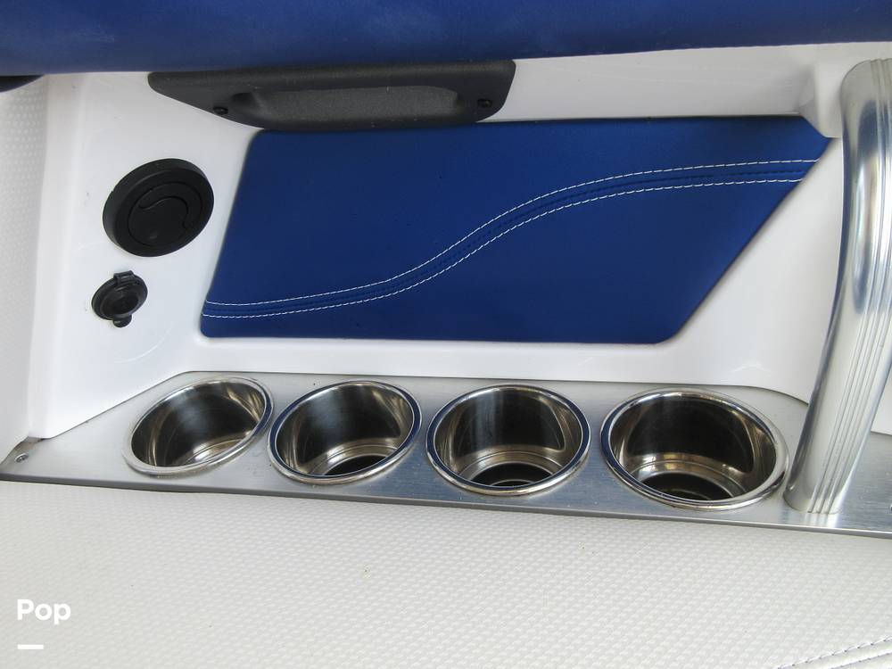 Slide: The Image of Mastercraft X23 2018 - 15302416