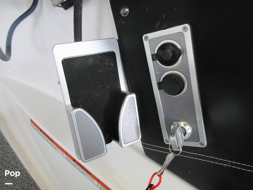 Slide: The Image of Mastercraft X23 2018 - 15302427