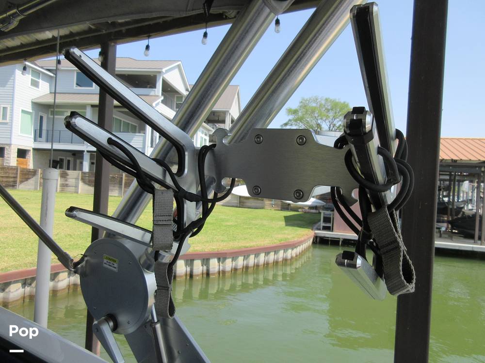 Slide: The Image of Mastercraft X23 2018 - 15302473