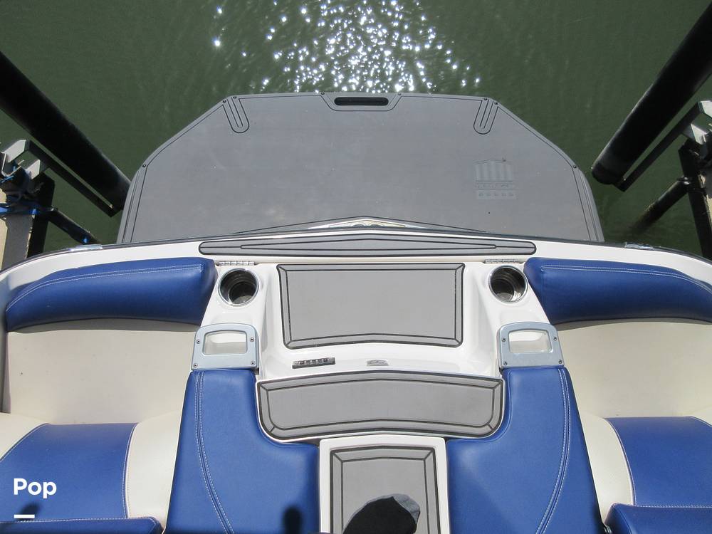 Slide: The Image of Mastercraft X23 2018 - 15302561