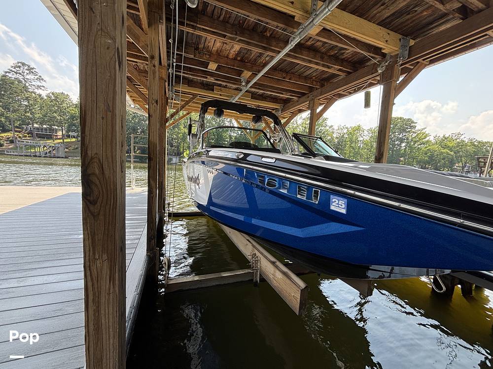 Slide: The Image of Mastercraft X23 2018 - 15648616