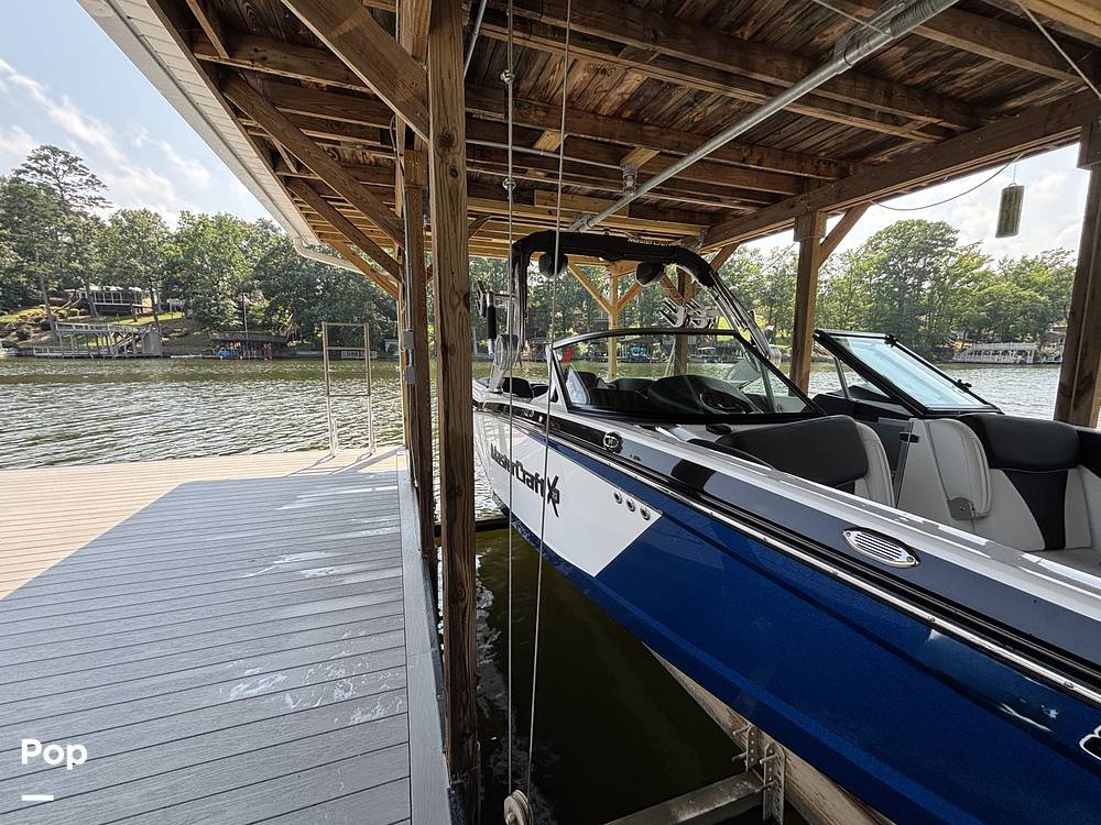 Slide: The Image of Mastercraft X23 2018 - 15648617