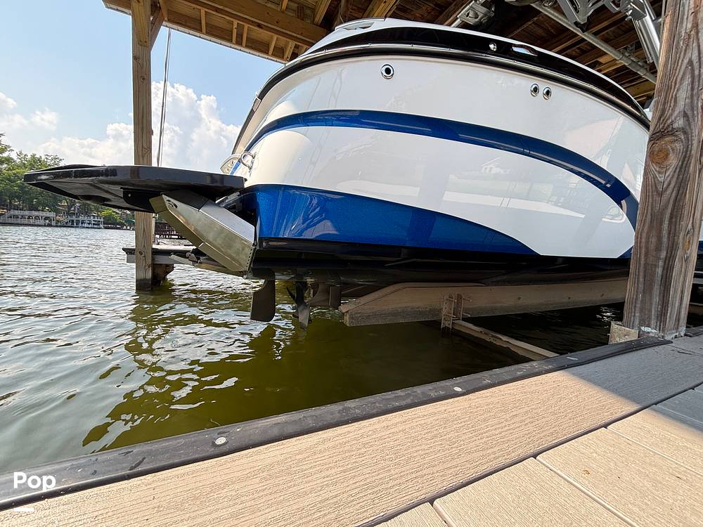 Slide: The Image of Mastercraft X23 2018 - 15648621