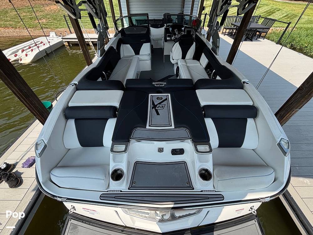Slide: The Image of Mastercraft X23 2018 - 15648625