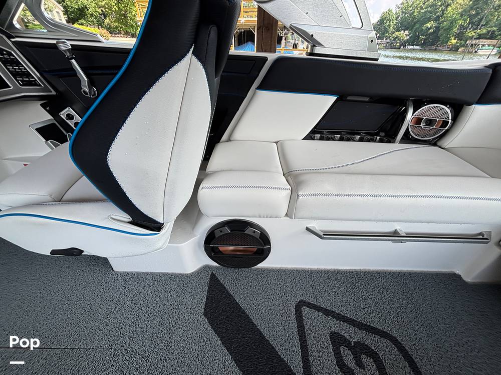 Slide: The Image of Mastercraft X23 2018 - 15648637