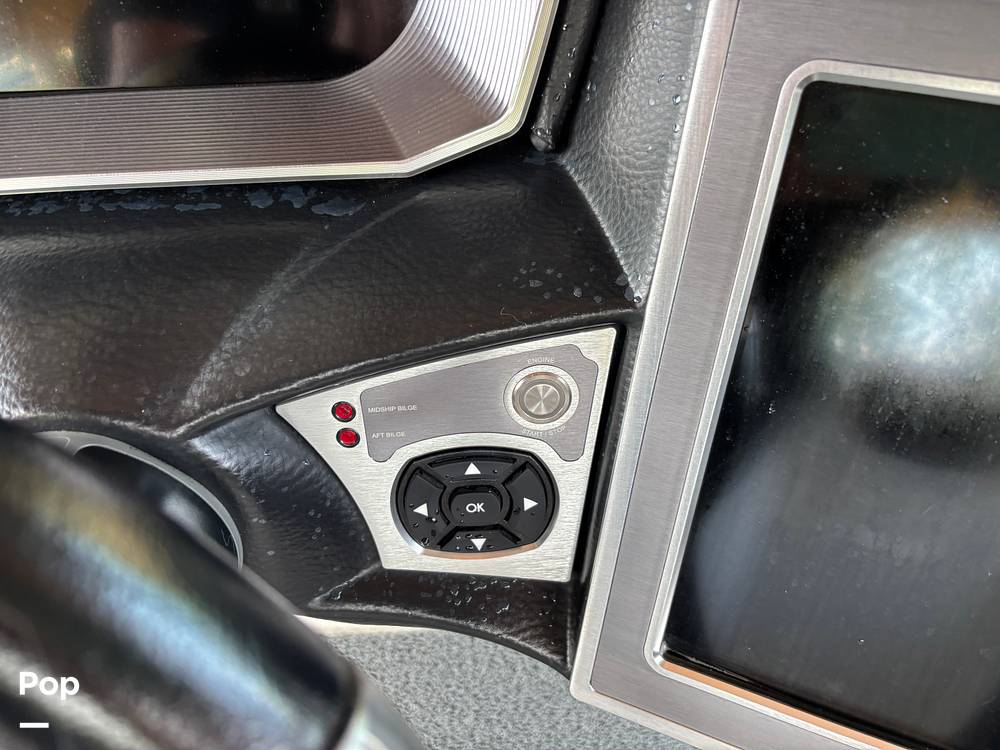 Slide: The Image of Mastercraft X23 2018 - 15648640