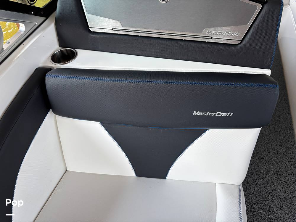 Slide: The Image of Mastercraft X23 2018 - 15648643