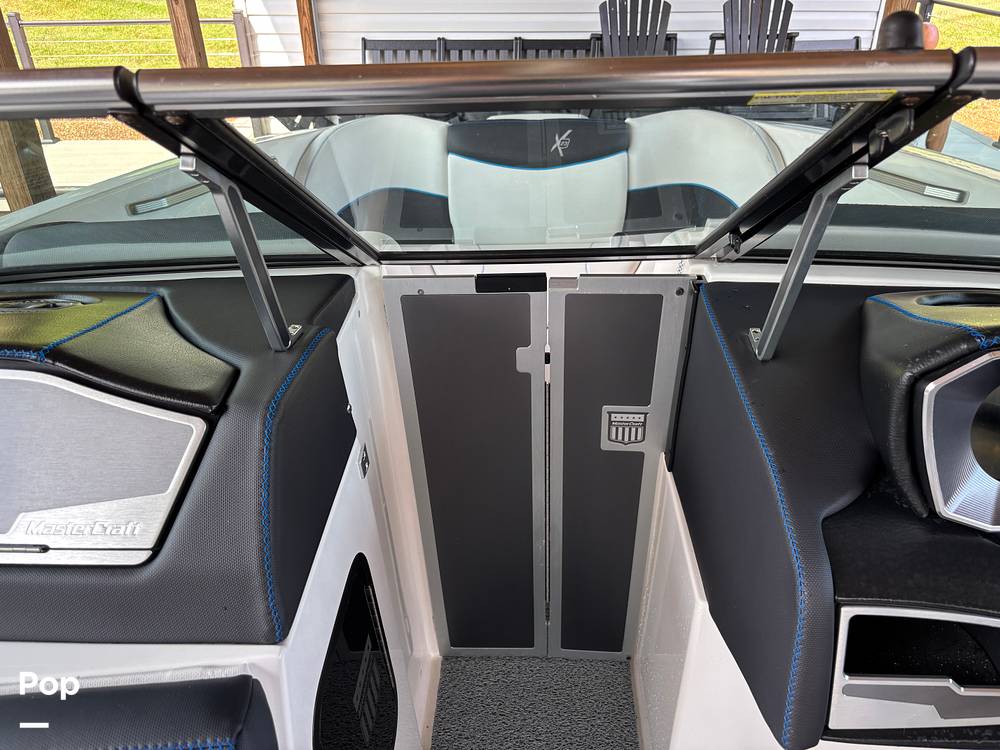 Slide: The Image of Mastercraft X23 2018 - 15648653