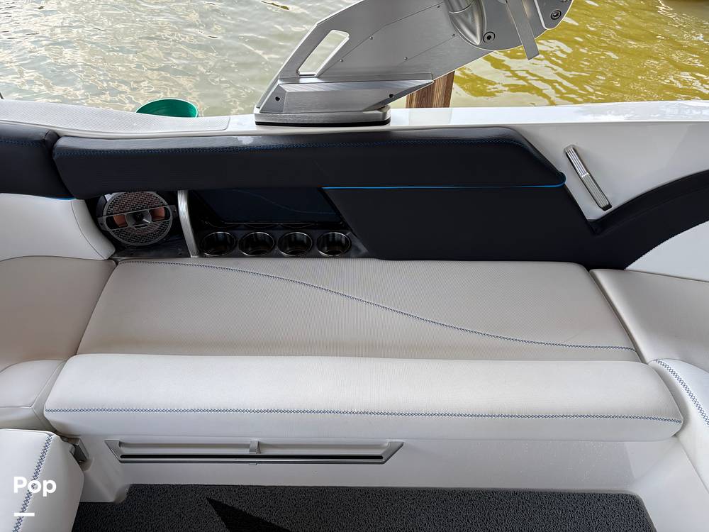 Slide: The Image of Mastercraft X23 2018 - 15648660