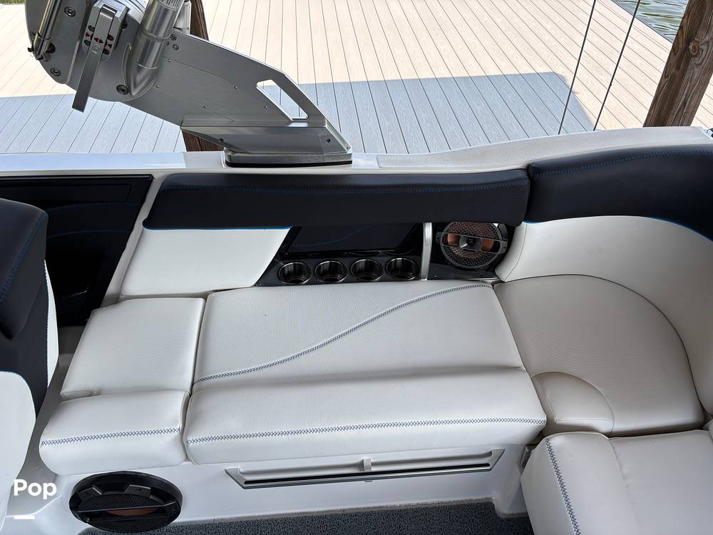 Slide: The Image of Mastercraft X23 2018 - 15648668