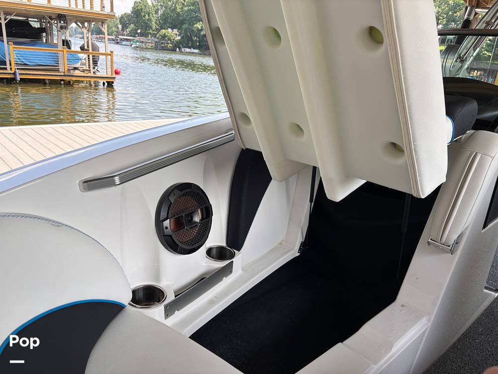 Slide: The Image of Mastercraft X23 2018 - 15648677