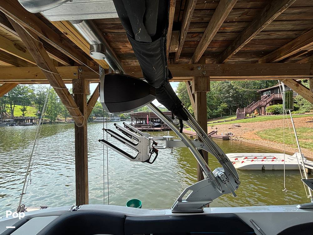 Slide: The Image of Mastercraft X23 2018 - 15648687