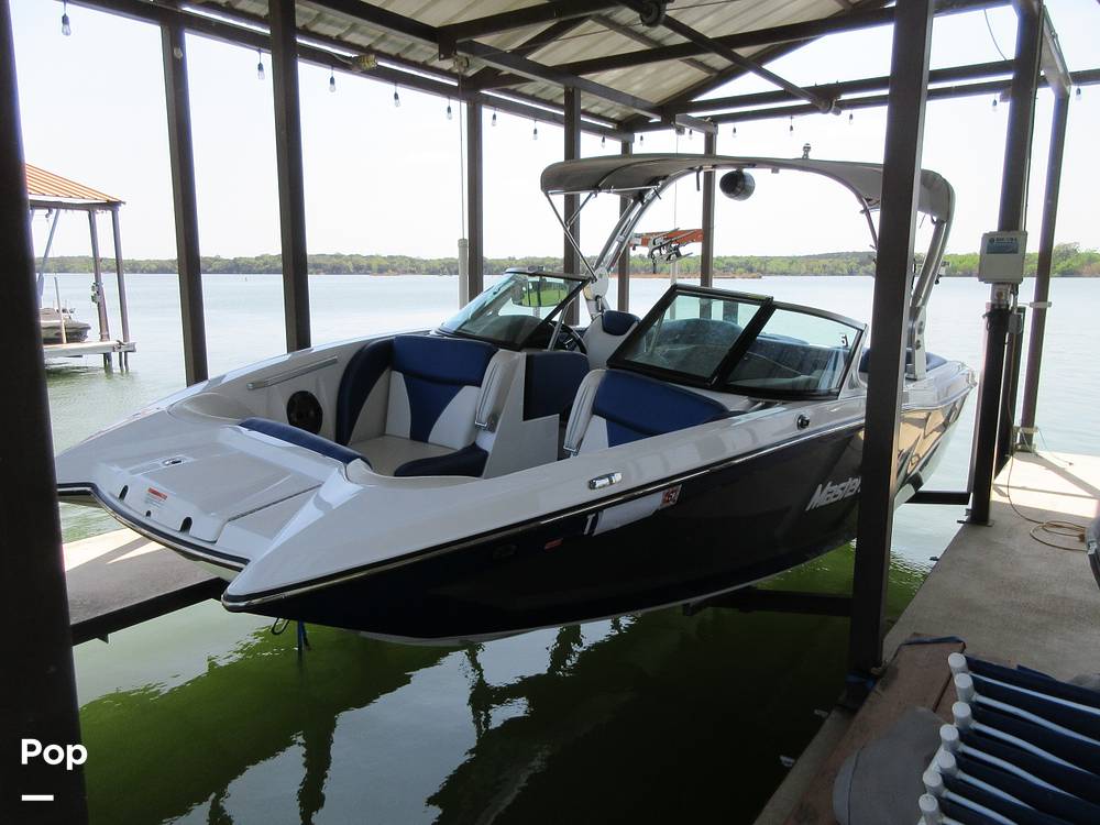 Slide: The Image of Mastercraft X23 2018 - 15302202
