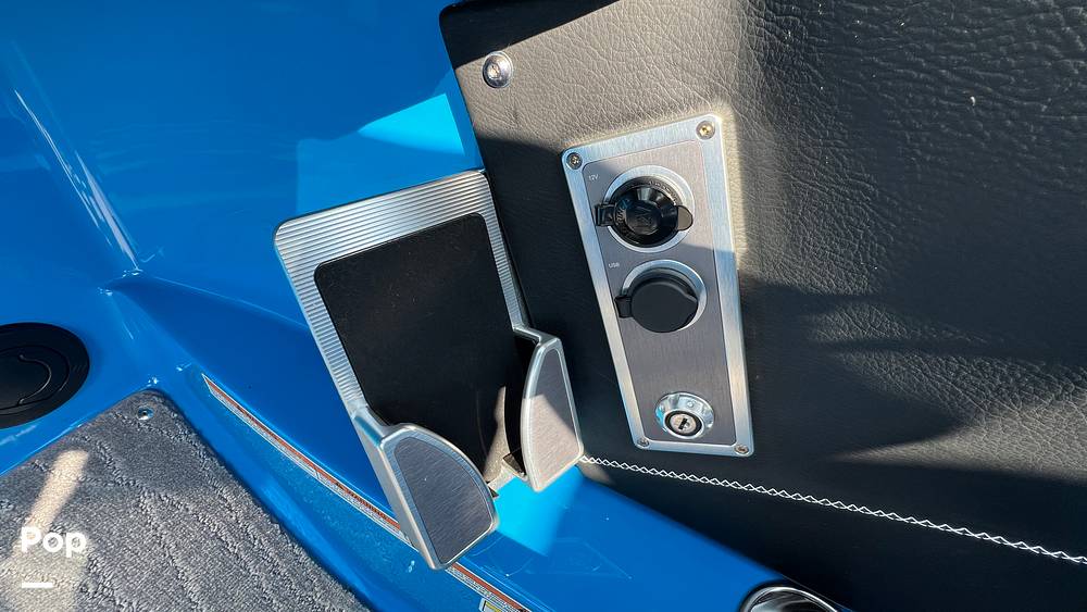 Slide: The Image of Mastercraft X23 2018 - 14736655