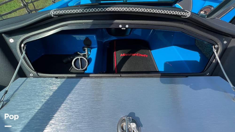 Slide: The Image of Mastercraft X23 2018 - 14736663