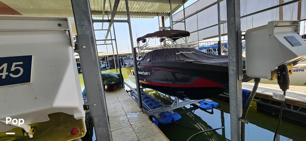 Slide: The Image of Mastercraft X24 2020 - 15300999
