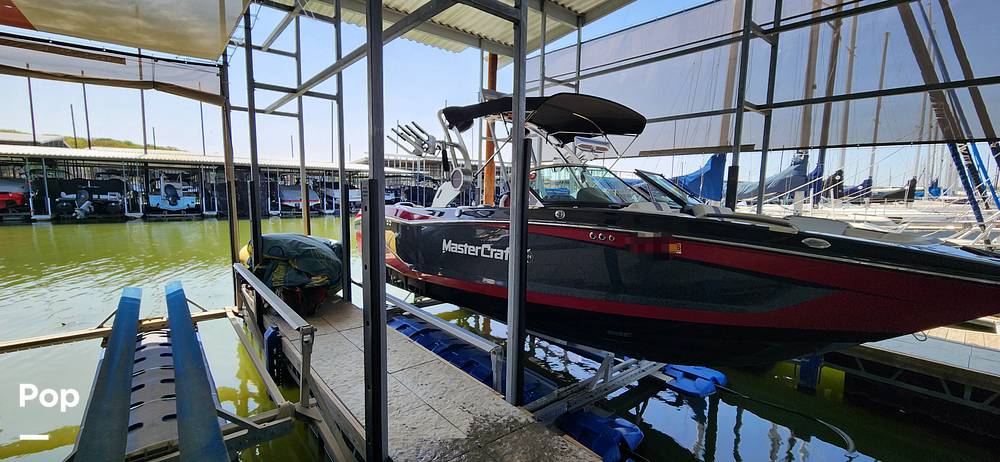 Slide: The Image of Mastercraft X24 2020 - 15300805