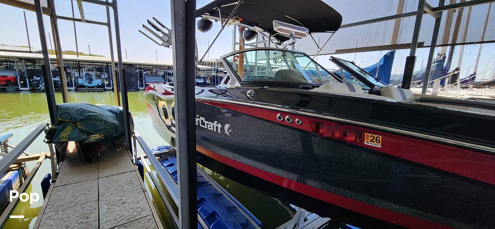 Slide: The Image of Mastercraft X24 2020 - 15300809