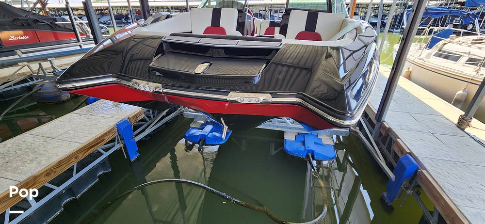 Slide: The Image of Mastercraft X24 2020 - 15300821