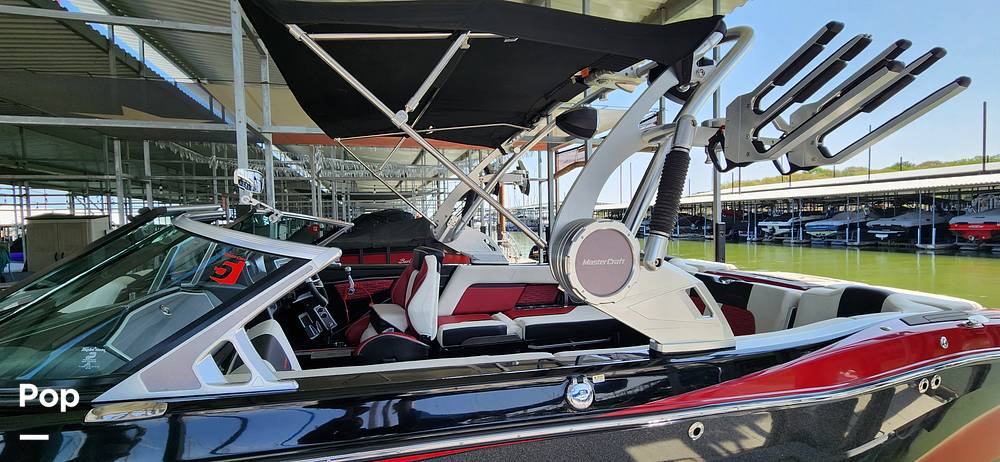 Slide: The Image of Mastercraft X24 2020 - 15300899