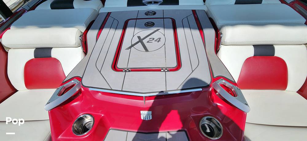 Slide: The Image of Mastercraft X24 2020 - 15300912