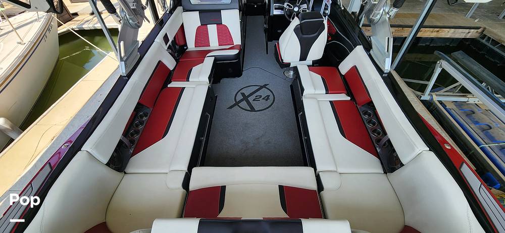 Slide: The Image of Mastercraft X24 2020 - 15300917