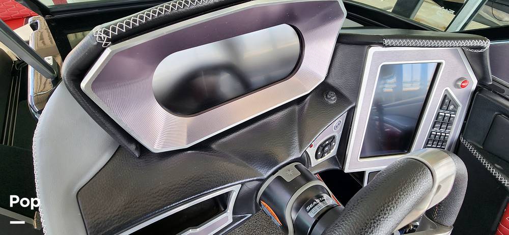 Slide: The Image of Mastercraft X24 2020 - 15300924