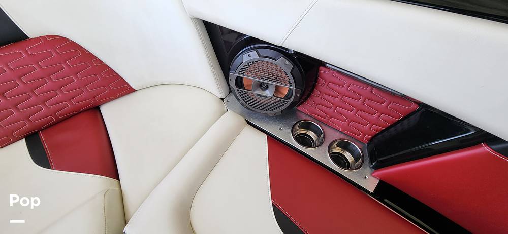 Slide: The Image of Mastercraft X24 2020 - 15300926