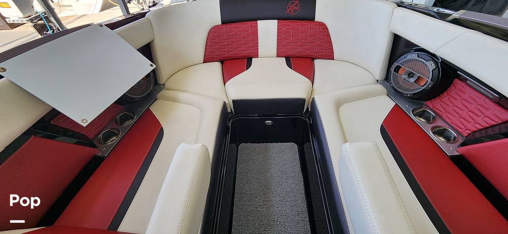 Slide: The Image of Mastercraft X24 2020 - 15300927