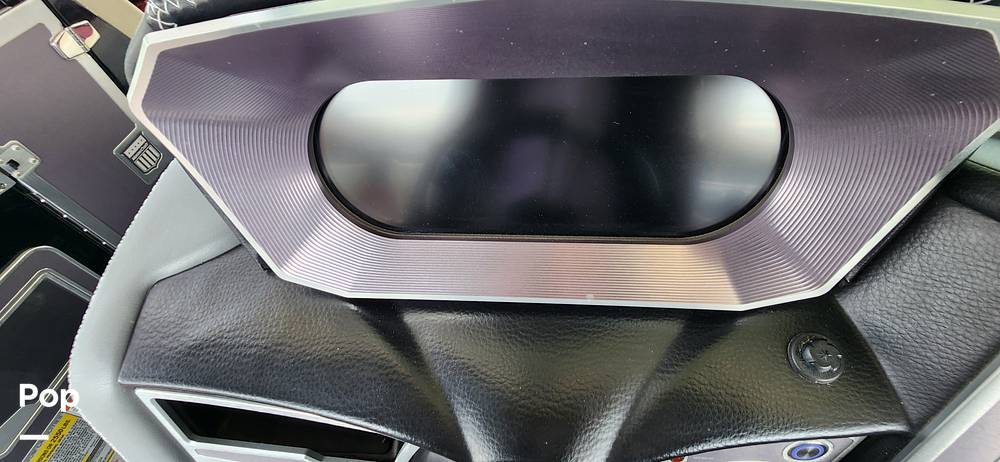 Slide: The Image of Mastercraft X24 2020 - 15300929