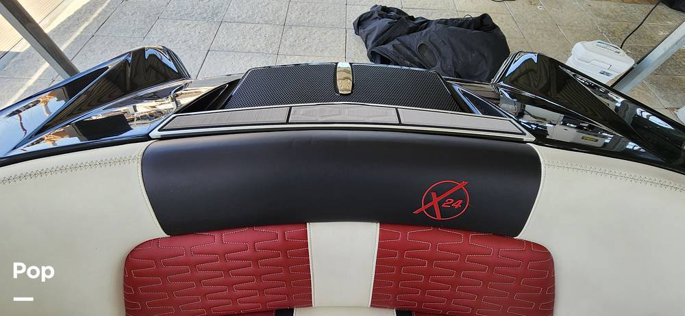 Slide: The Image of Mastercraft X24 2020 - 15300933