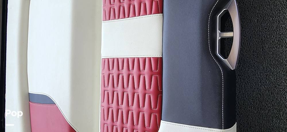 Slide: The Image of Mastercraft X24 2020 - 15300957