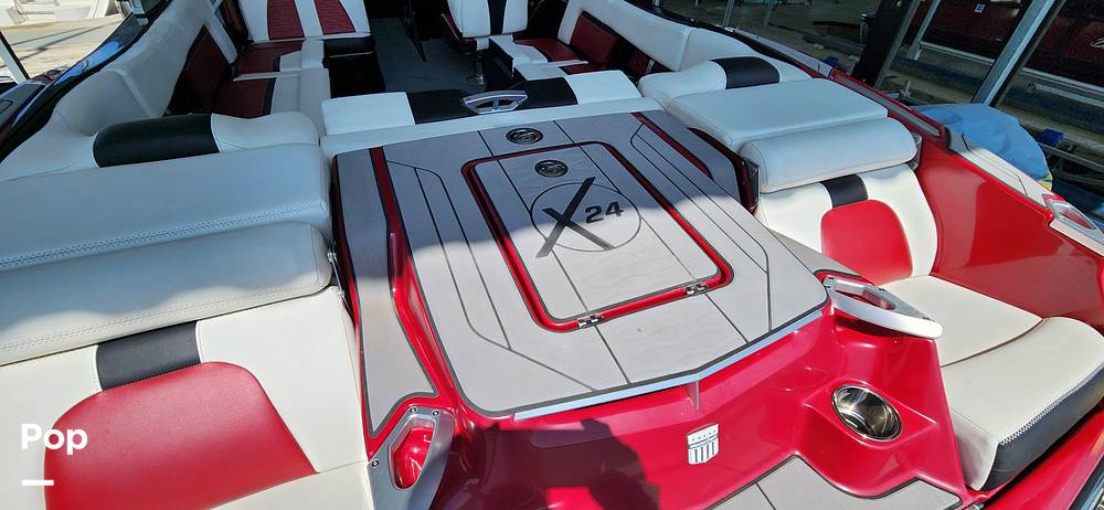 Slide: The Image of Mastercraft X24 2020 - 15300987