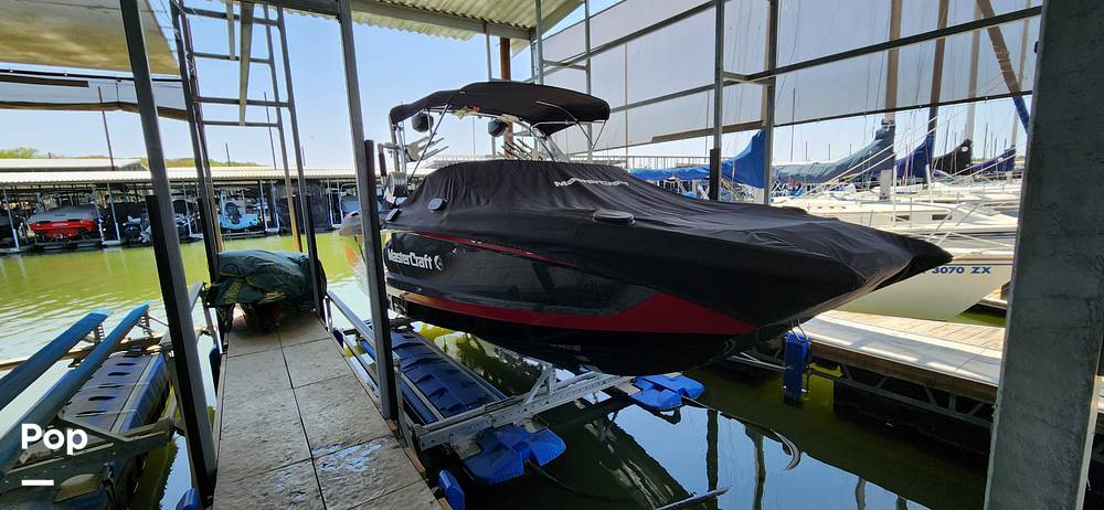 Slide: The Image of Mastercraft X24 2020 - 15300998