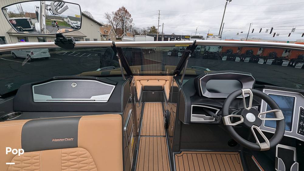 Slide: The Image of Mastercraft X24 2020 - 14943927