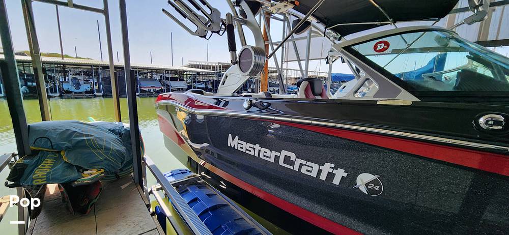 Slide: The Image of Mastercraft X24 2020 - 15300808